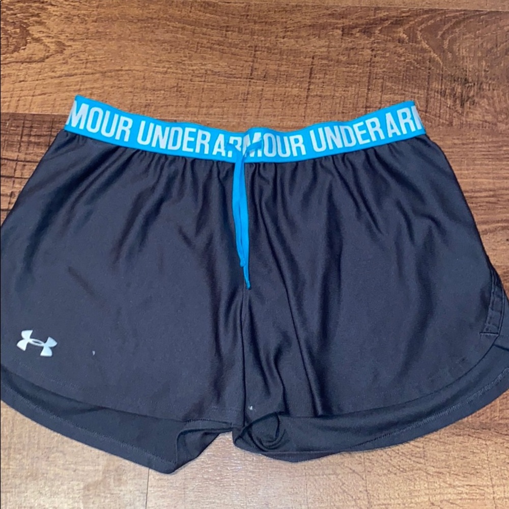 Underarmour shorts